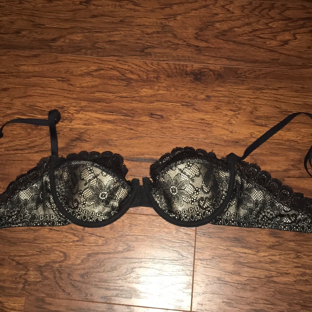 Beautiful Lace Bra 34C